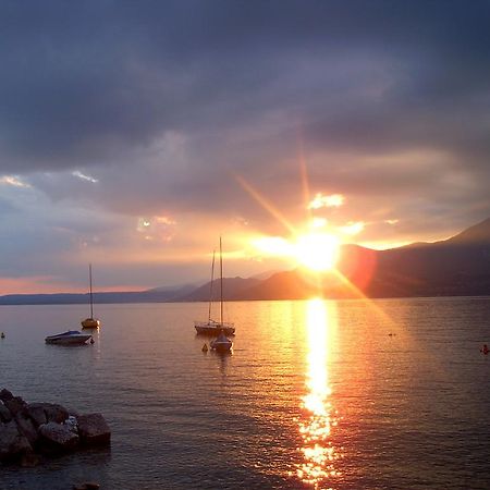 Romantic Dream Torri Del Benaco Buitenkant foto